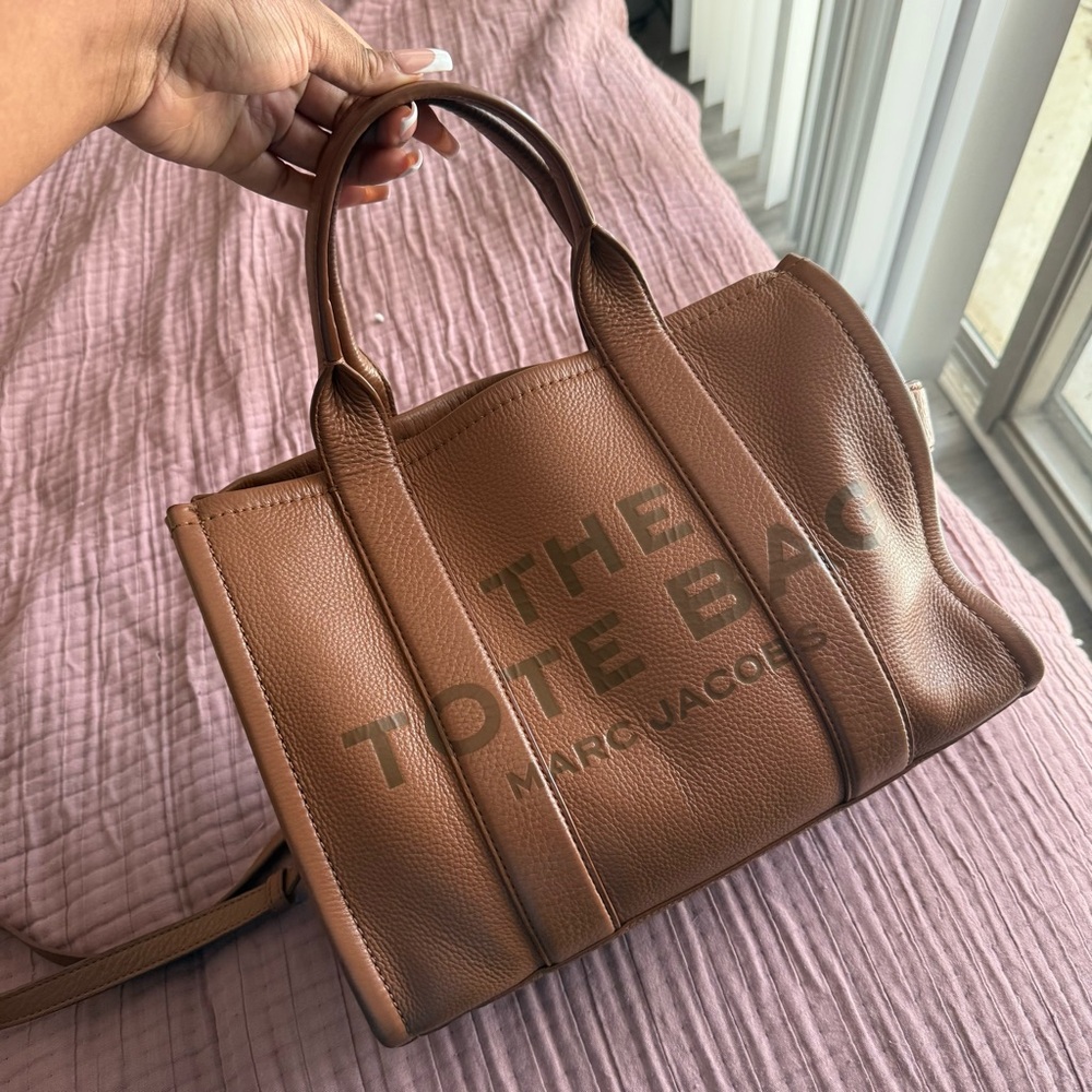Medium argan oil Marc Jacobs  Leather Tote bag